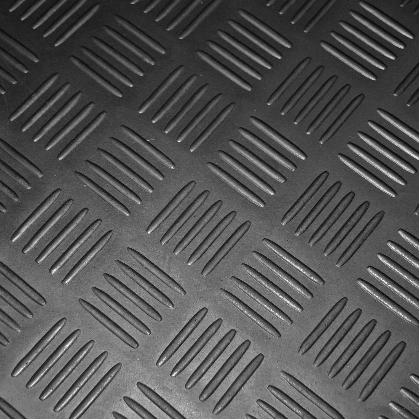 Rubber Flooring Heavy Duty Shock Absorbing Matting Bar Pattern (1.5m Wide Roll)
