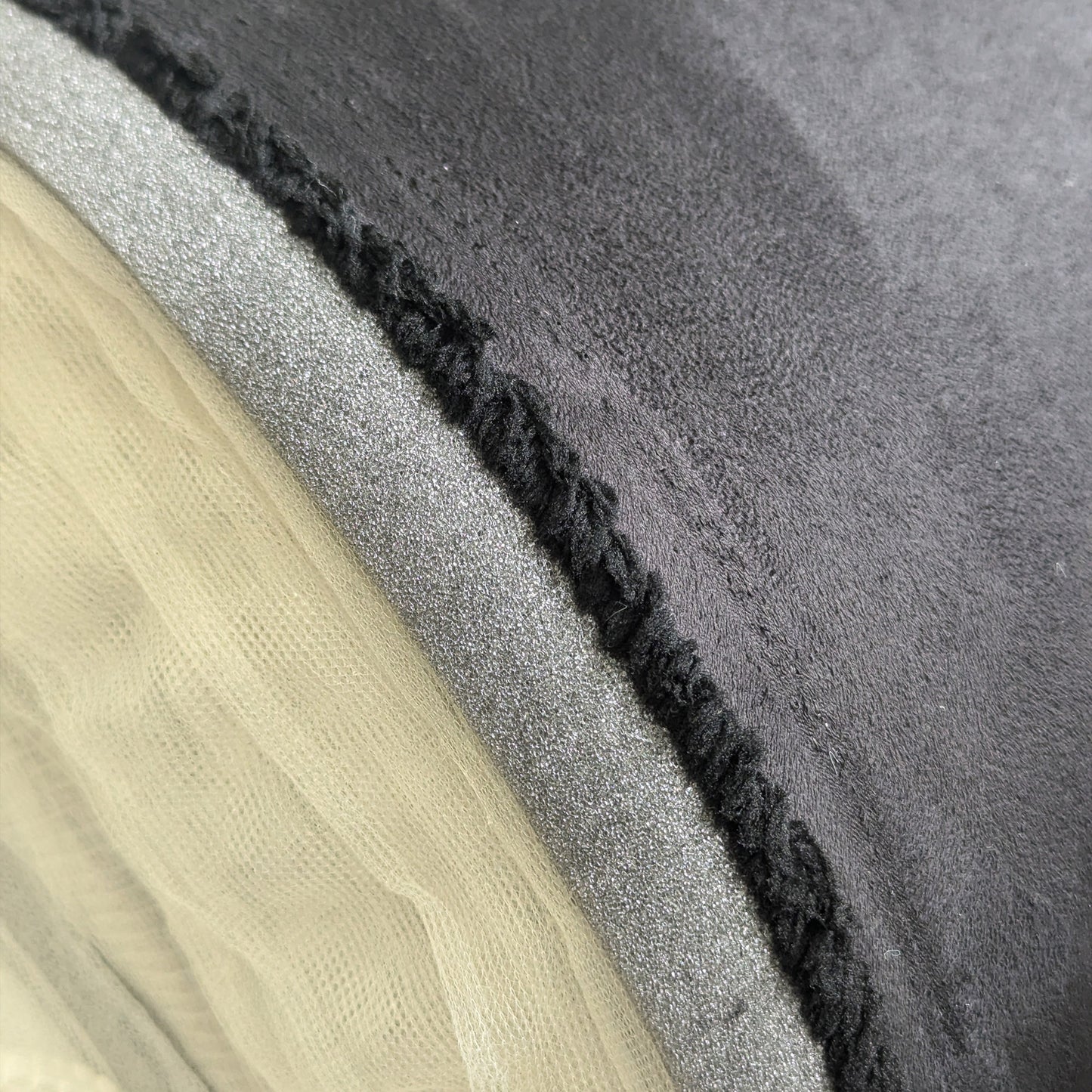 Suede Flexable Stretch Lining 2mm Scrim Foam Upholstry Fabric (1.45m Wide Roll)